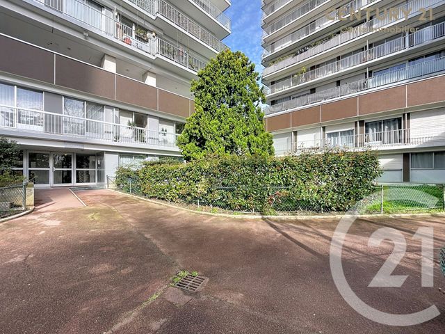 Appartement F3 à vendre - 3 pièces - 46.0 m2 - PUTEAUX - 92 - ILE-DE-FRANCE - Century 21 Cayla Immobilier