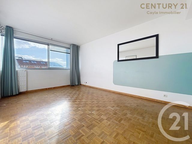 Appartement F2 à vendre - 2 pièces - 39.94 m2 - PUTEAUX - 92 - ILE-DE-FRANCE - Century 21 Cayla Immobilier