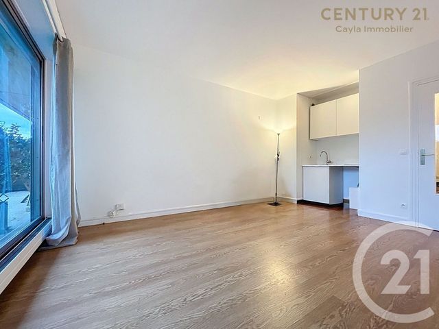 Appartement F1 à louer - 1 pièce - 23.3 m2 - PUTEAUX - 92 - ILE-DE-FRANCE - Century 21 Cayla Immobilier