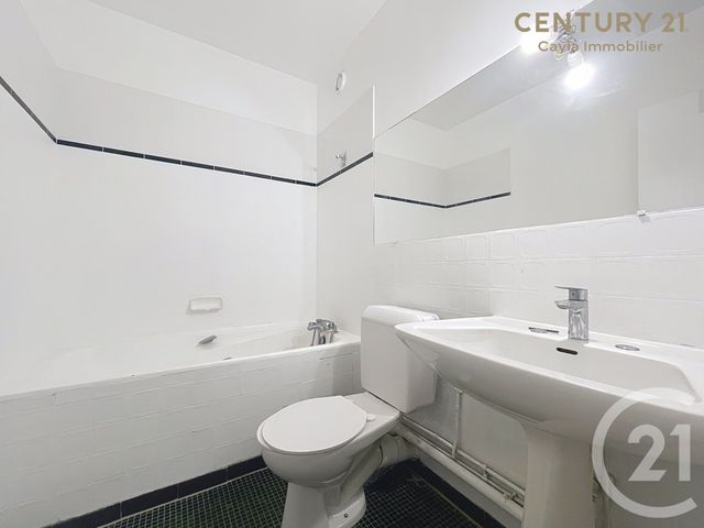 Appartement F1 à louer - 1 pièce - 23.3 m2 - PUTEAUX - 92 - ILE-DE-FRANCE - Century 21 Cayla Immobilier