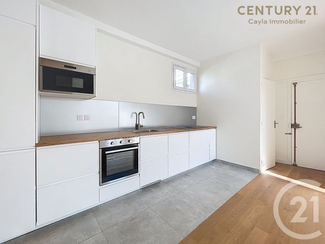 Appartement F4 à louer - 4 pièces - 70.06 m2 - PUTEAUX - 92 - ILE-DE-FRANCE - Century 21 Cayla Immobilier