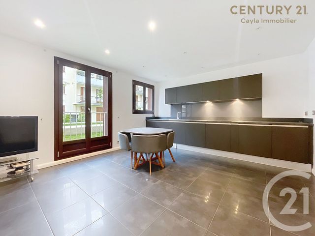 Appartement F3 à louer - 3 pièces - 64.86 m2 - PUTEAUX - 92 - ILE-DE-FRANCE - Century 21 Cayla Immobilier
