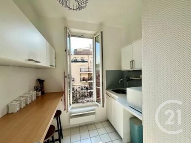 Afficher la photo en grand Appartement F2 à louer - 2 pièces - 34.68 m2 - PUTEAUX - 92 - ILE-DE-FRANCE - Century 21 Cayla Immobilier