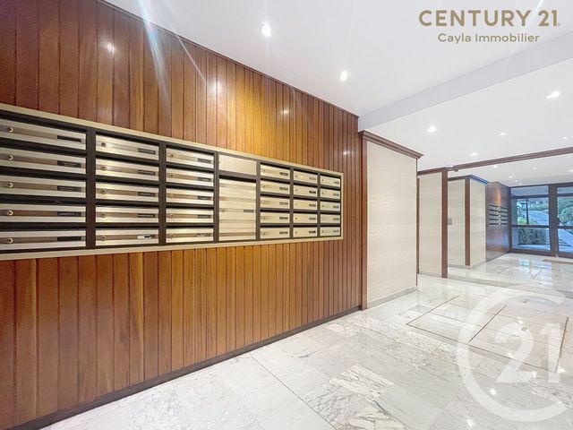 Appartement Studio à louer - 1 pièce - 35.33 m2 - LE CHESNAY - 78 - ILE-DE-FRANCE - Century 21 Cayla Immobilier