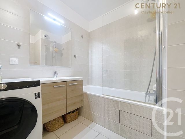 Appartement F2 à louer - 2 pièces - 43.36 m2 - SURESNES - 92 - ILE-DE-FRANCE - Century 21 Cayla Immobilier