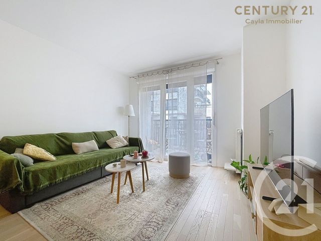 Appartement F2 à louer - 2 pièces - 43.36 m2 - SURESNES - 92 - ILE-DE-FRANCE - Century 21 Cayla Immobilier