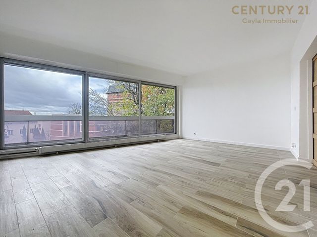 Appartement F3 à louer - 3 pièces - 65.16 m2 - PUTEAUX - 92 - ILE-DE-FRANCE - Century 21 Cayla Immobilier