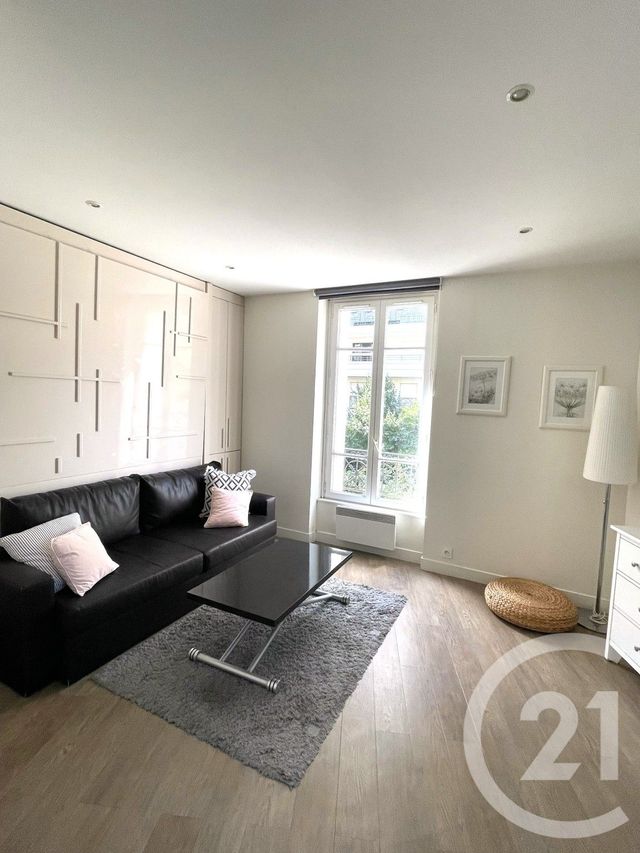Appartement F1 à louer LEVALLOIS PERRET