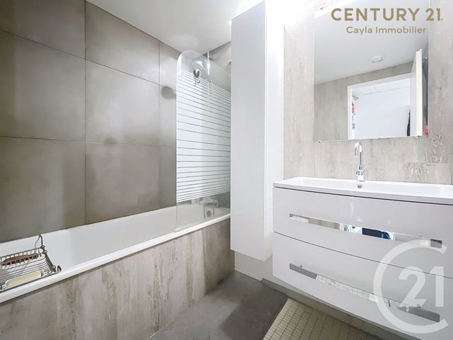 Appartement F4 à vendre - 4 pièces - 90.95 m2 - PUTEAUX - 92 - ILE-DE-FRANCE - Century 21 Cayla Immobilier