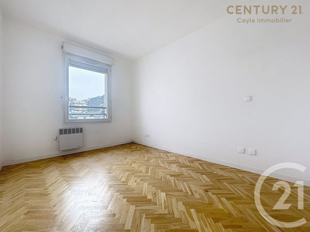 Appartement F2 à louer - 2 pièces - 45.3 m2 - PUTEAUX - 92 - ILE-DE-FRANCE - Century 21 Cayla Immobilier