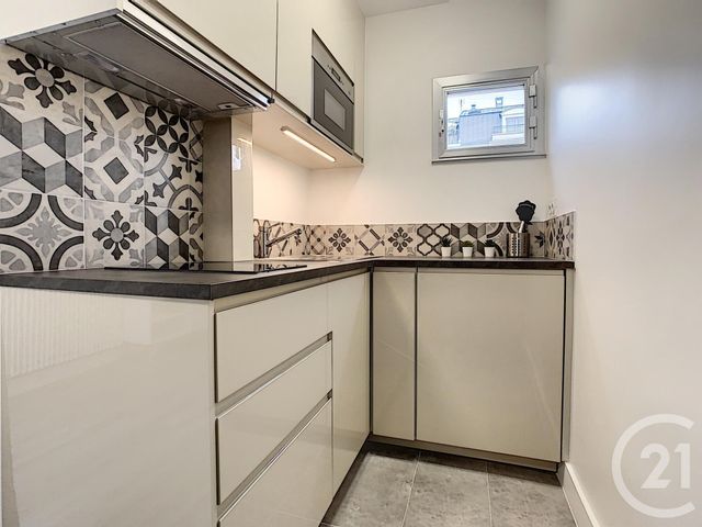 Appartement F1 à louer - 1 pièce - 20.5 m2 - PUTEAUX - 92 - ILE-DE-FRANCE - Century 21 Cayla Immobilier
