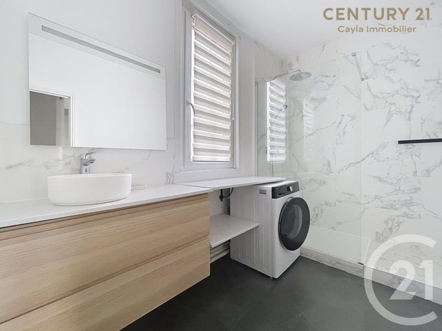 Appartement F2 à louer - 2 pièces - 45.87 m2 - SURESNES - 92 - ILE-DE-FRANCE - Century 21 Cayla Immobilier