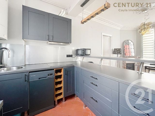 Appartement F2 à louer - 2 pièces - 45.87 m2 - SURESNES - 92 - ILE-DE-FRANCE - Century 21 Cayla Immobilier