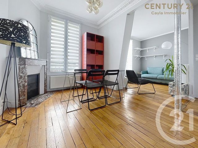 Appartement F2 à louer SURESNES