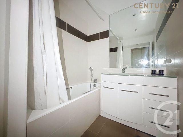 Appartement F2 à louer - 2 pièces - 51.0 m2 - SURESNES - 92 - ILE-DE-FRANCE - Century 21 Cayla Immobilier