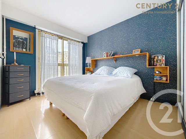 Appartement F2 à vendre - 2 pièces - 54.6 m2 - PUTEAUX - 92 - ILE-DE-FRANCE - Century 21 Cayla Immobilier