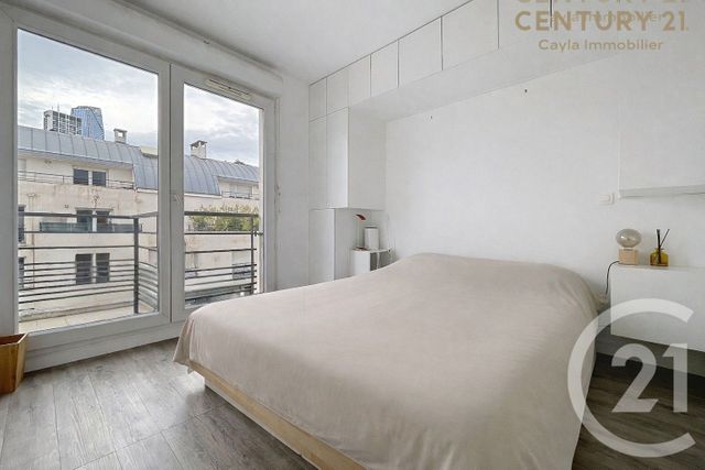 Appartement F2 à louer - 2 pièces - 44.15 m2 - PUTEAUX - 92 - ILE-DE-FRANCE - Century 21 Cayla Immobilier