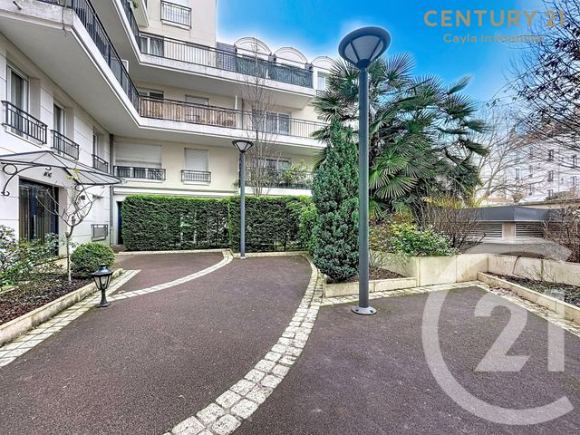 Appartement F2 à vendre - 2 pièces - 48.89 m2 - PUTEAUX - 92 - ILE-DE-FRANCE - Century 21 Cayla Immobilier