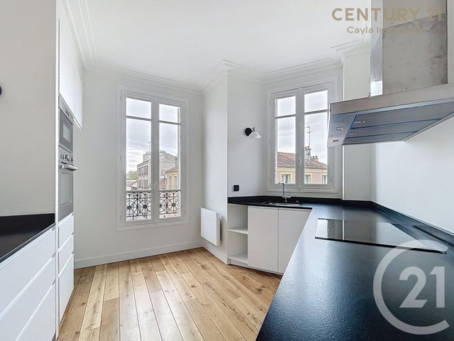 Appartement F4 à louer - 4 pièces - 131.79 m2 - PUTEAUX - 92 - ILE-DE-FRANCE - Century 21 Cayla Immobilier