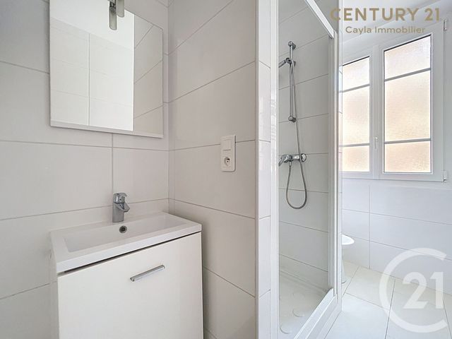 Appartement F2 à louer - 2 pièces - 35.92 m2 - PUTEAUX - 92 - ILE-DE-FRANCE - Century 21 Cayla Immobilier