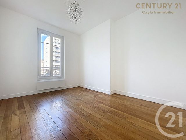 Appartement F2 à louer - 2 pièces - 44.35 m2 - PUTEAUX - 92 - ILE-DE-FRANCE - Century 21 Cayla Immobilier