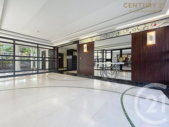 Appartement F4 à louer - 4 pièces - 86.31 m2 - SURESNES - 92 - ILE-DE-FRANCE - Century 21 Cayla Immobilier
