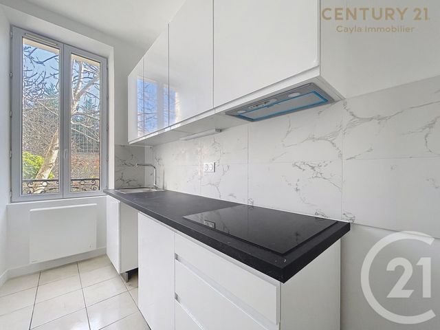 Appartement F3 à louer - 3 pièces - 47.0 m2 - PUTEAUX - 92 - ILE-DE-FRANCE - Century 21 Cayla Immobilier