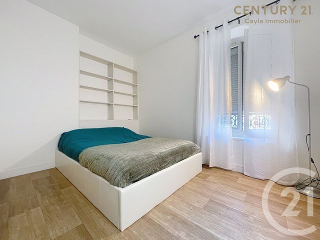 Appartement F2 à louer - 2 pièces - 27.97 m2 - PUTEAUX - 92 - ILE-DE-FRANCE - Century 21 Cayla Immobilier