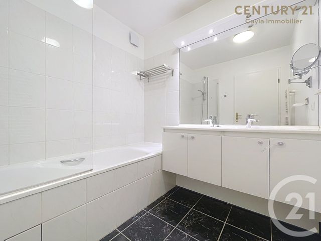 Appartement F3 à vendre - 3 pièces - 78.88 m2 - PUTEAUX - 92 - ILE-DE-FRANCE - Century 21 Cayla Immobilier