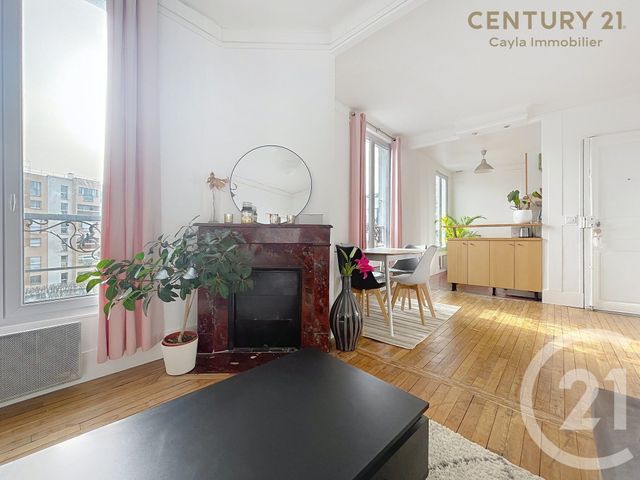 Appartement F2 à louer - 2 pièces - 44.6 m2 - PUTEAUX - 92 - ILE-DE-FRANCE - Century 21 Cayla Immobilier