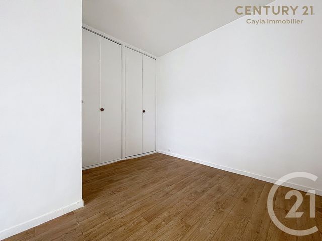 Appartement F1 à louer - 1 pièce - 29.74 m2 - PUTEAUX - 92 - ILE-DE-FRANCE - Century 21 Cayla Immobilier
