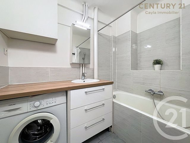 Appartement F2 à louer - 2 pièces - 50.64 m2 - PUTEAUX - 92 - ILE-DE-FRANCE - Century 21 Cayla Immobilier