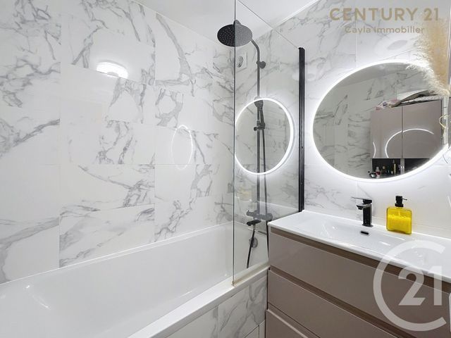 Appartement F3 à louer - 3 pièces - 54.58 m2 - PUTEAUX - 92 - ILE-DE-FRANCE - Century 21 Cayla Immobilier