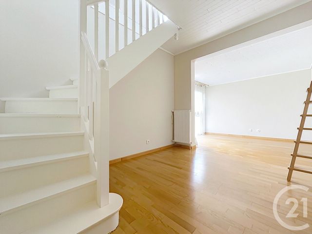 maison à louer - 3 pièces - 66.6 m2 - SURESNES - 92 - ILE-DE-FRANCE - Century 21 Cayla Immobilier