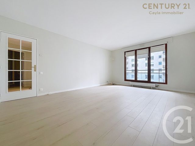 Appartement F2 à vendre - 2 pièces - 51.8 m2 - COURBEVOIE - 92 - ILE-DE-FRANCE - Century 21 Cayla Immobilier