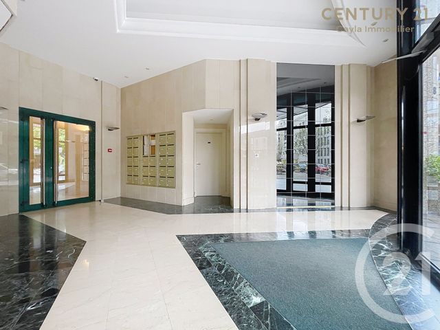 Appartement F2 à vendre - 2 pièces - 51.8 m2 - COURBEVOIE - 92 - ILE-DE-FRANCE - Century 21 Cayla Immobilier