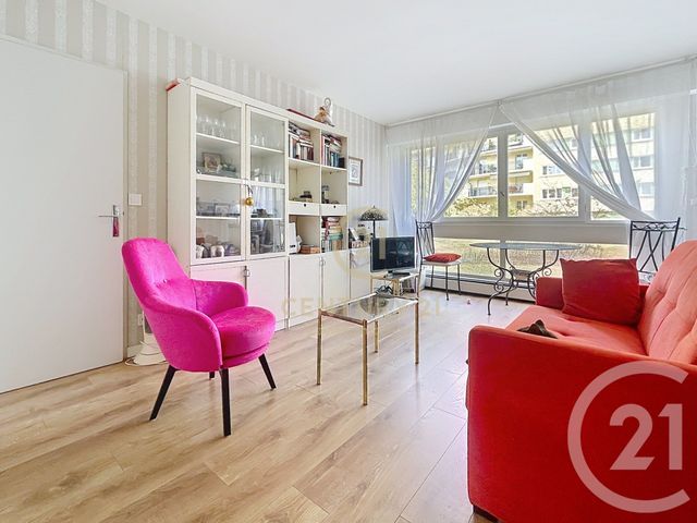 Appartement F2 à vendre - 2 pièces - 43.0 m2 - PUTEAUX - 92 - ILE-DE-FRANCE - Century 21 Cayla Immobilier