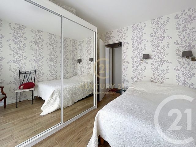 Appartement F2 à vendre - 2 pièces - 43.0 m2 - PUTEAUX - 92 - ILE-DE-FRANCE - Century 21 Cayla Immobilier
