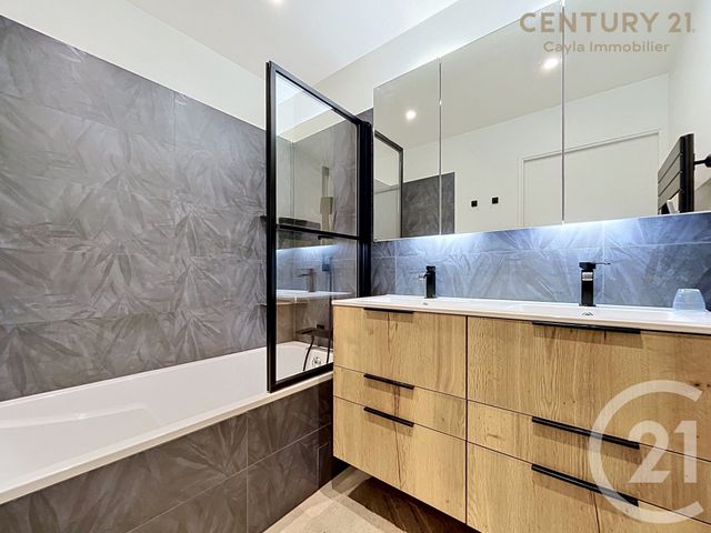 Appartement F4 à louer - 4 pièces - 83.69 m2 - PUTEAUX - 92 - ILE-DE-FRANCE - Century 21 Cayla Immobilier