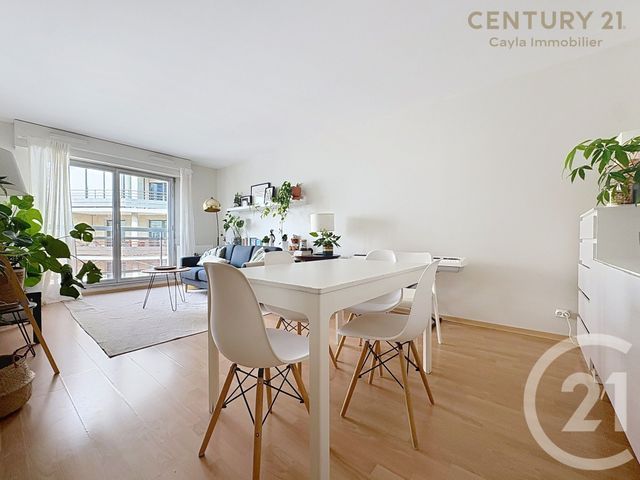 Appartement F2 à louer - 2 pièces - 51.0 m2 - PUTEAUX - 92 - ILE-DE-FRANCE - Century 21 Cayla Immobilier