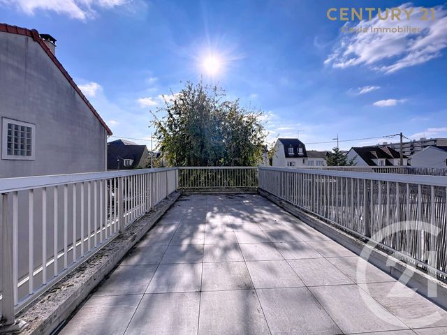 Appartement F1 à louer - 1 pièce - 26.48 m2 - NANTERRE - 92 - ILE-DE-FRANCE - Century 21 Cayla Immobilier