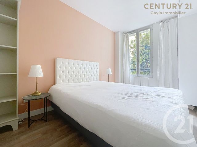 Appartement à louer - 2 pièces - 44.6 m2 - PUTEAUX - 92 - ILE-DE-FRANCE - Century 21 Cayla Immobilier