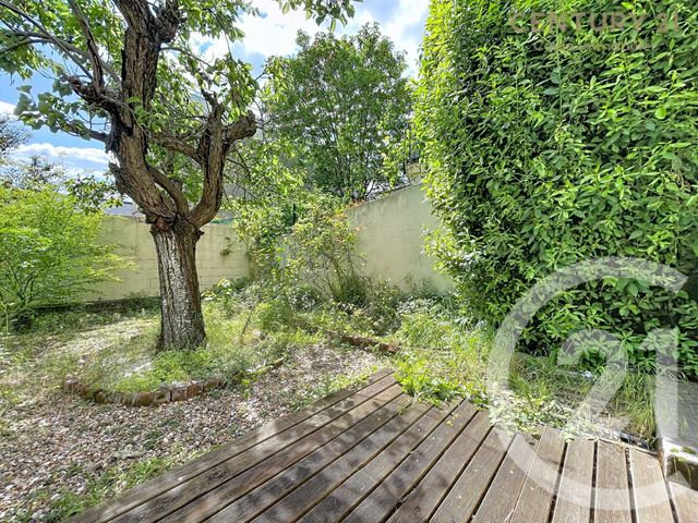 Appartement F1 à louer - 1 pièce - 26.03 m2 - SURESNES - 92 - ILE-DE-FRANCE - Century 21 Cayla Immobilier