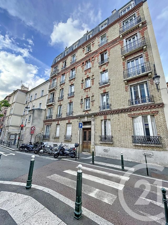 Appartement Studio à louer - 1 pièce - 15.75 m2 - PUTEAUX - 92 - ILE-DE-FRANCE - Century 21 Cayla Immobilier