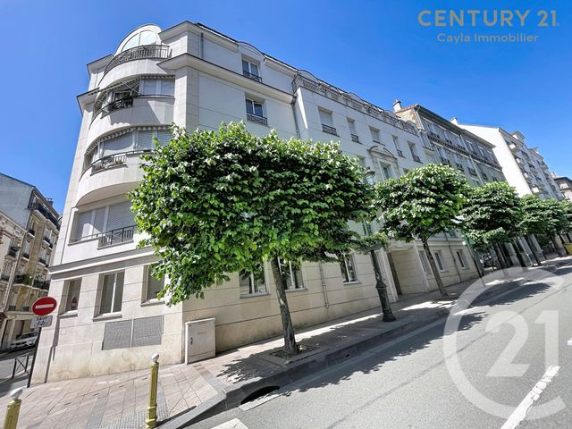 Appartement F2 à vendre - 2 pièces - 36.79 m2 - PUTEAUX - 92 - ILE-DE-FRANCE - Century 21 Cayla Immobilier