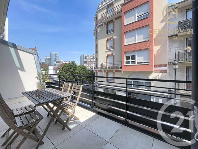 Appartement F3 à louer - 3 pièces - 93.1 m2 - PUTEAUX - 92 - ILE-DE-FRANCE - Century 21 Cayla Immobilier