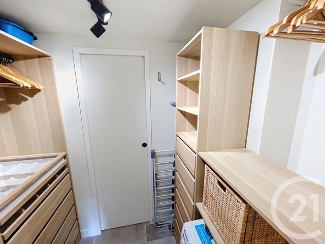 Appartement F3 à vendre - 3 pièces - 67.0 m2 - PUTEAUX - 92 - ILE-DE-FRANCE - Century 21 Cayla Immobilier