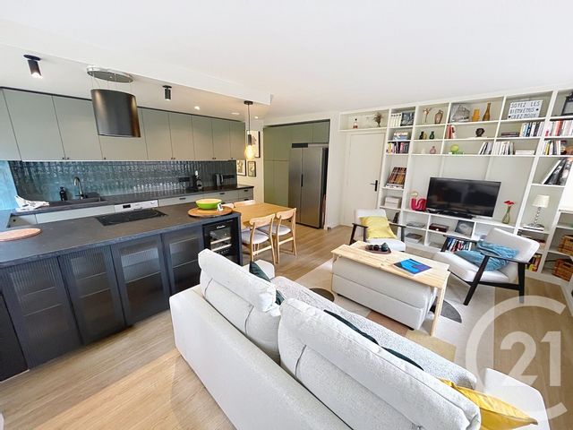 Appartement F3 à vendre - 3 pièces - 67.0 m2 - PUTEAUX - 92 - ILE-DE-FRANCE - Century 21 Cayla Immobilier