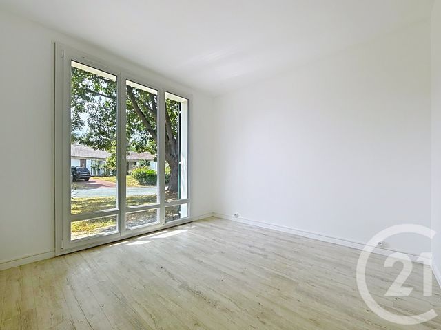 maison à louer - 1 pièce - 116.2 m2 - VERNOUILLET - 78 - ILE-DE-FRANCE - Century 21 Cayla Immobilier