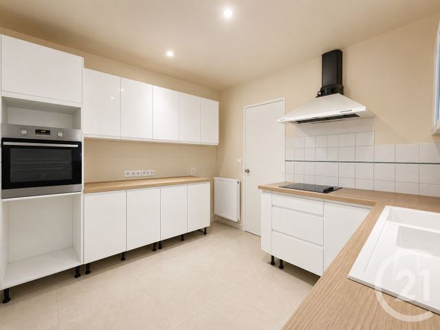 maison à louer - 1 pièce - 116.2 m2 - VERNOUILLET - 78 - ILE-DE-FRANCE - Century 21 Cayla Immobilier